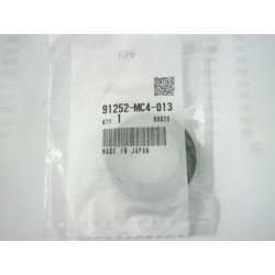 91252MC4013  Τσιμούχα Τροχού 28x47.2x7 Honda XRV-XLV-VT