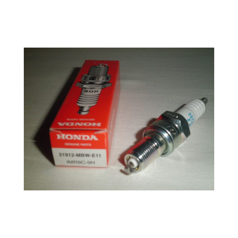 31912MBWE11 Honda CBR1100XX' CBR600F 02-'06 CRF250X '04-'11 CBF600F Sport Spark Plug IMR9C-9H