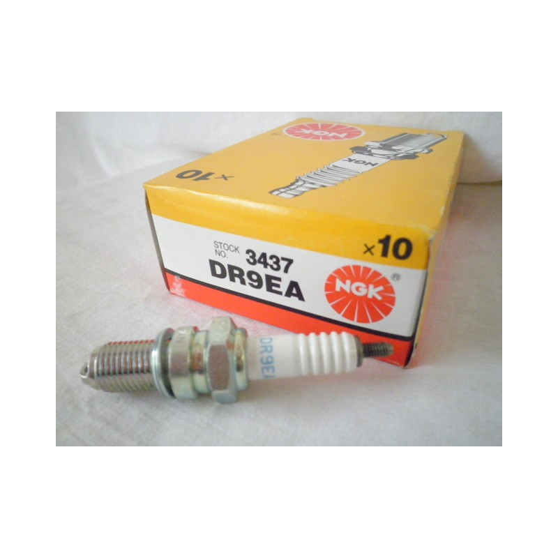 DR9EA  NGK Spark Plug DR9EA