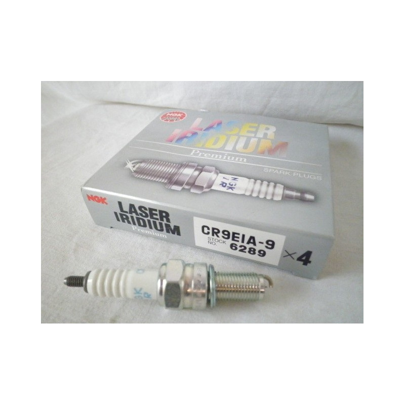 CR9EIA9  Yamaha YZF-R1 '02-'03 NGK Iridium Spark Plug CR9EIA-9