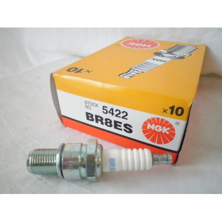 BR8ES  NGK Spark Plug BR8ES
