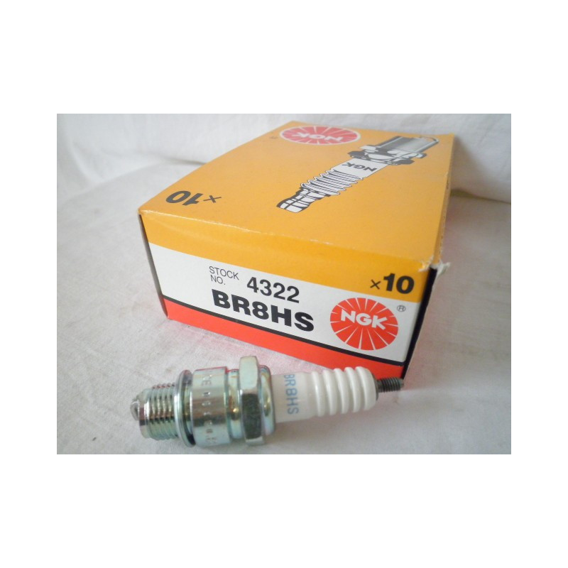 BR8HS  NGK Spark Plug BR8HS