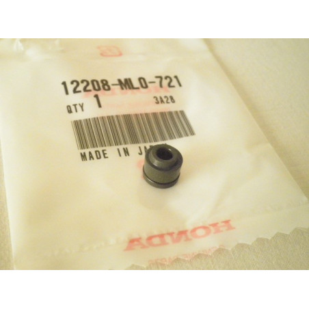 12208ML0722  Valve Seal Honda SH-300 FJS-600 Silverwing